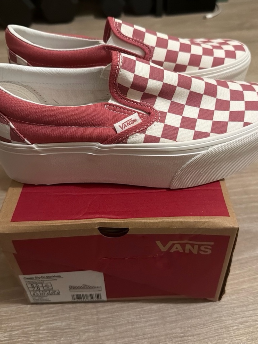 Vans Classic Slip-On Platform Checkerboard Sneakers - Rose pink/White